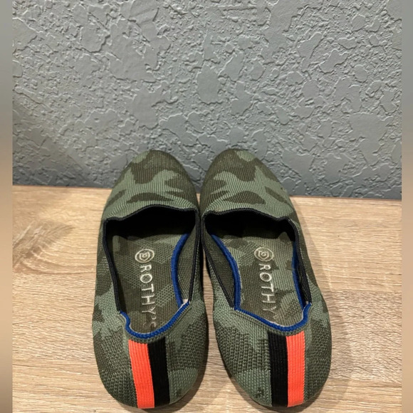EUC Rothy’s The loafer Olive Camo Sz 6.5 - Picture 5 of 7